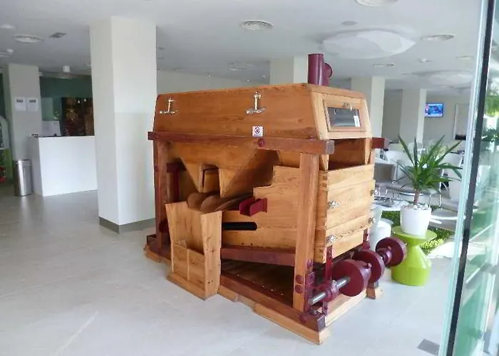 酒店 Hotel Ceres 莱尔马