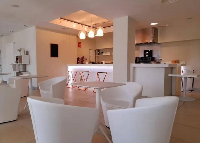 Hotel Ceres 酒店 莱尔马