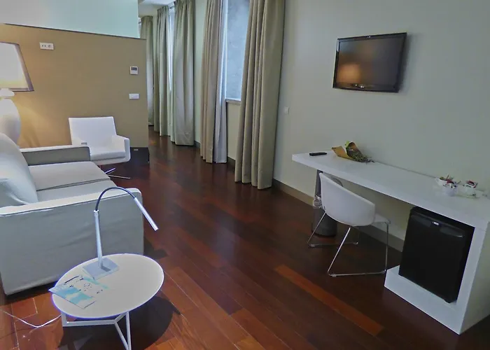 酒店 Hotel Ceres 3*