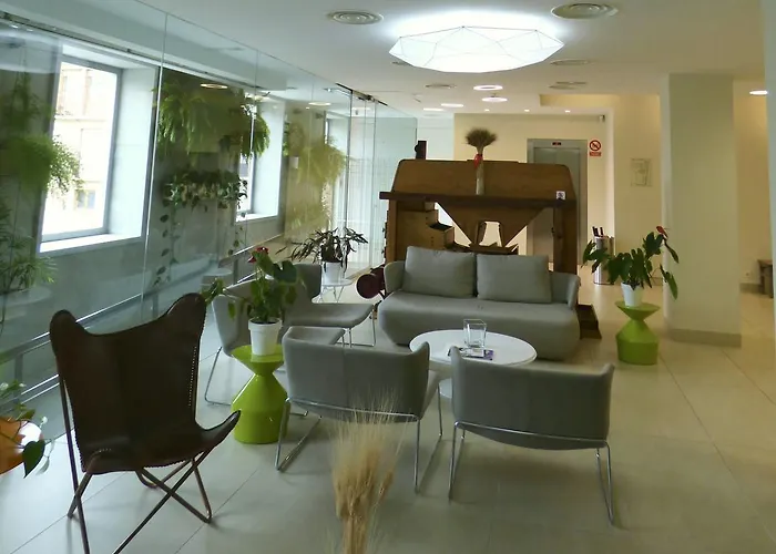 酒店 Hotel Ceres 莱尔马